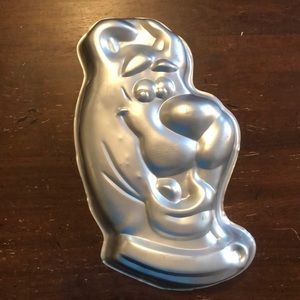 Scooby-Doo Cake Pan by Wilton 502-224
